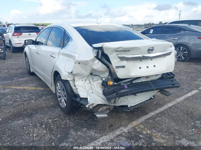Nissan Altima 2.5 S 2015 1N4AL3AP1FC142847 Image 13