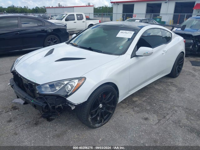 Hyundai Genesis 3.8 Base 2015 KMHHU6KJ7FU125140 Image 2
