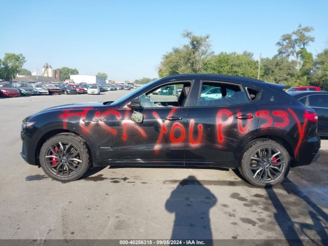 ZN661YUS3KX314915 Maserati Levante S Gransport