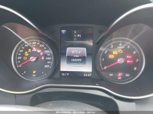 55SWF4JB0HU228978 Mercedes-Benz C 300 Luxury/sport