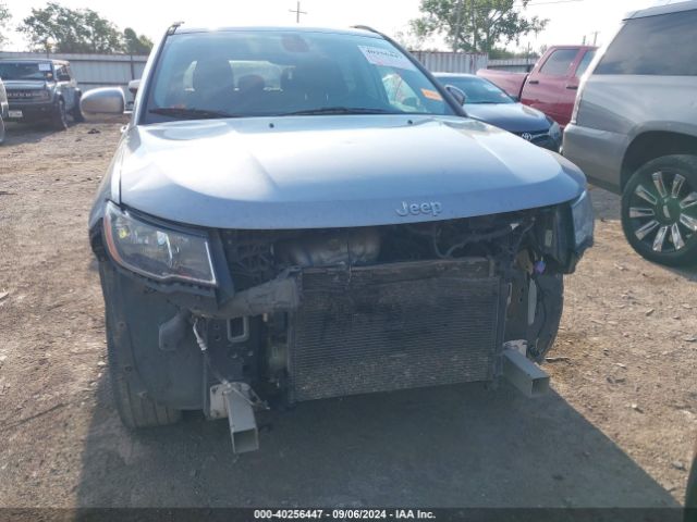 3C4NJCCB8KT662819 Jeep Compass Limited Fwd