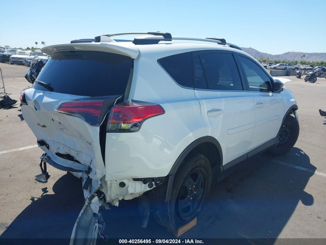 Toyota RAV4 LE 2018 JTMZFREVXJJ205674 Image 4