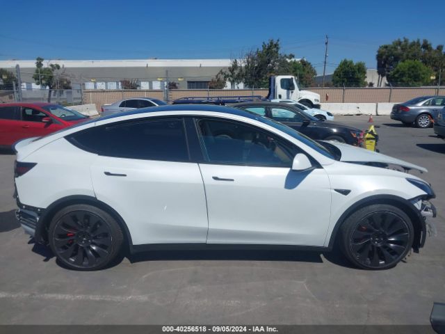 7SAYGDEF0NF492933 Tesla Model Y Performance Dual Motor All-wheel Drive