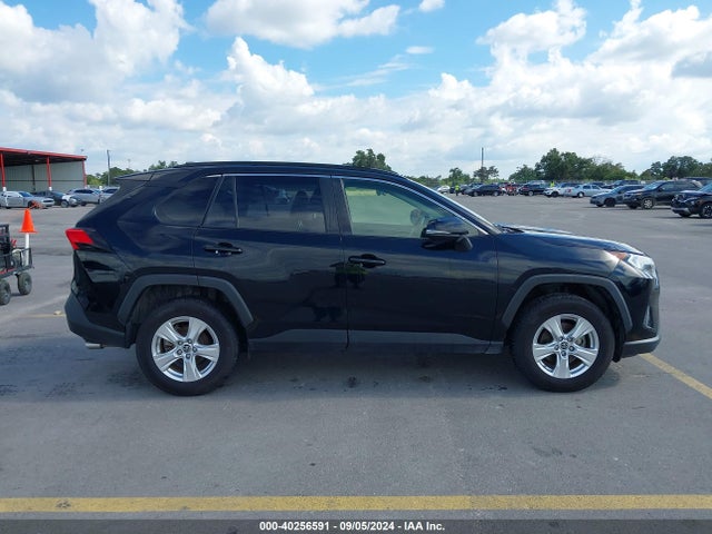 Toyota Rav4 Xle 2019 JTMP1RFV9KD005566 Image 13