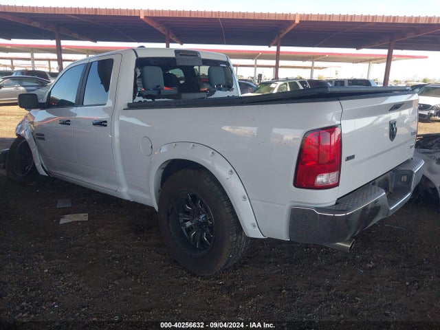 1C6RR7GG4JS300680 RAM 1500 Slt Quad Cab 4x4 6'4 Box
