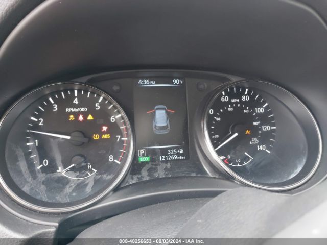 JN8AT2MT3HW399463 Nissan ROGUE SV