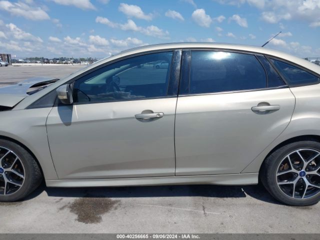 1FADP3F25GL289432 Ford FOCUS SE