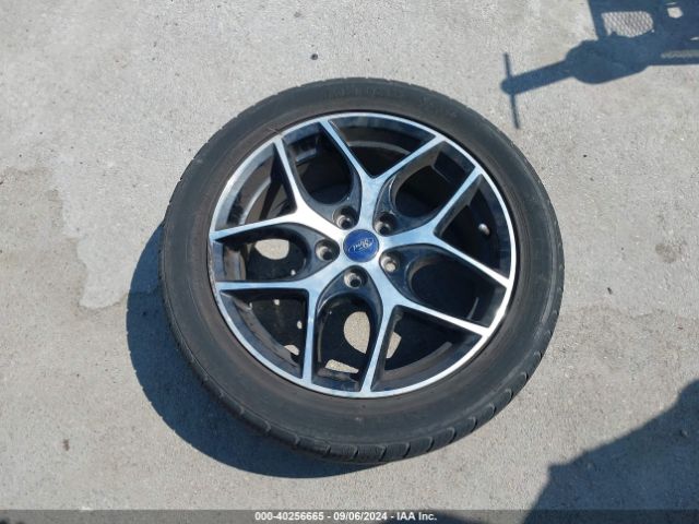 1FADP3F25GL289432 Ford FOCUS SE