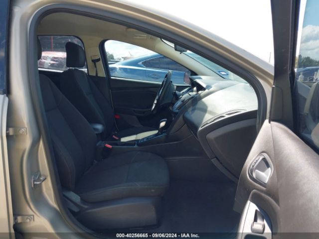 1FADP3F25GL289432 Ford FOCUS SE