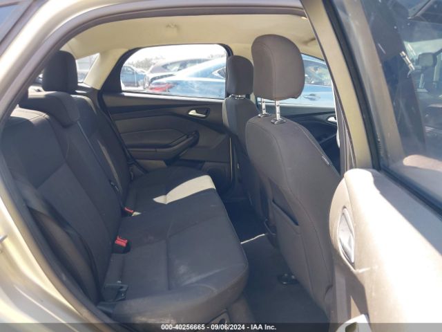 1FADP3F25GL289432 Ford FOCUS SE