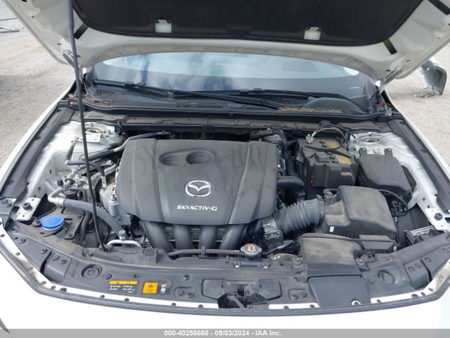 JM1BPBDL4M1314786 Mazda Mazda3 Premium