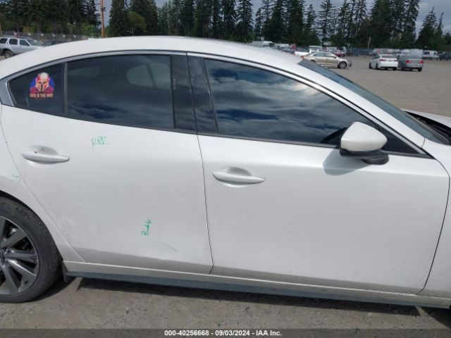 JM1BPBDL4M1314786 Mazda Mazda3 Premium