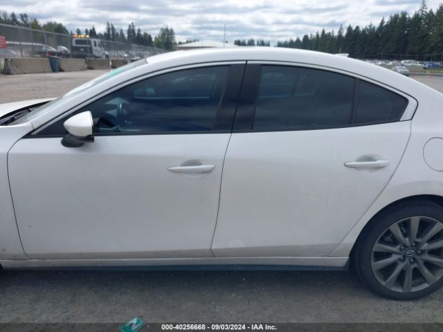 JM1BPBDL4M1314786 Mazda Mazda3 Premium