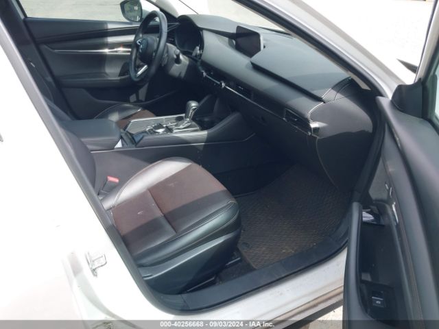 JM1BPBDL4M1314786 Mazda Mazda3 Premium