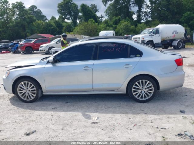 3VWL07AJ9EM387310 Volkswagen Jetta 1.8t Sel
