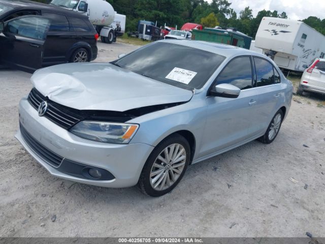 3VWL07AJ9EM387310 Volkswagen Jetta 1.8t Sel