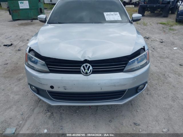 3VWL07AJ9EM387310 Volkswagen Jetta 1.8t Sel