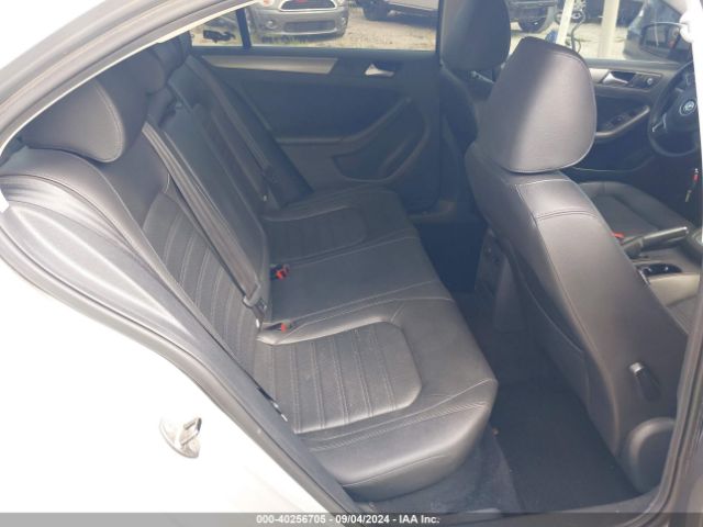 3VWL07AJ9EM387310 Volkswagen Jetta 1.8t Sel