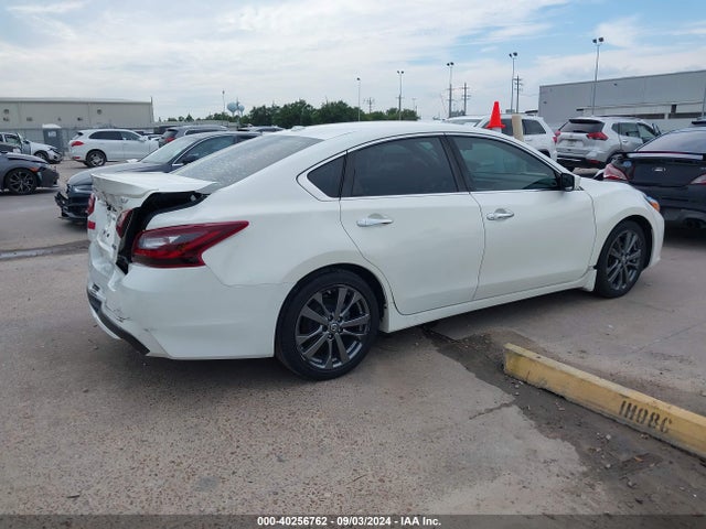 Nissan Altima 2.5 Sr 2018 1N4AL3AP6JC272857 Image 4