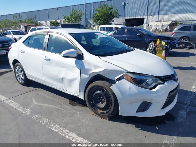 Toyota COROLLA LE 2016 5YFBURHEXGP472823 головне зображення