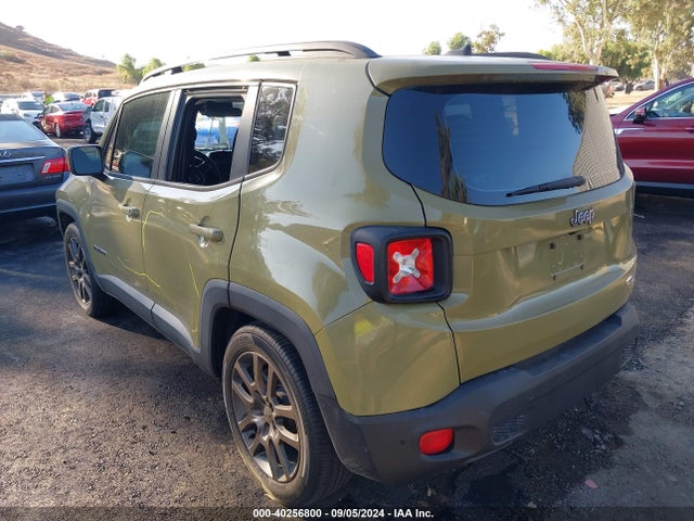 ZACCJABT3FPB93738 Jeep Renegade Latitude