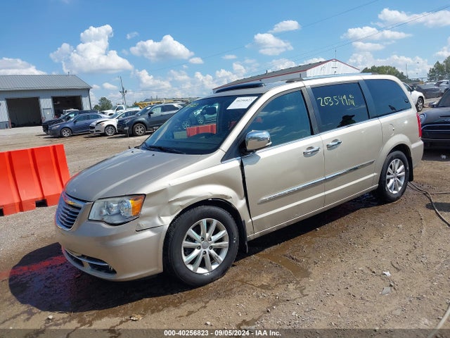 2C4RC1GG5FR627797 Chrysler Town & Country Limited Platinum