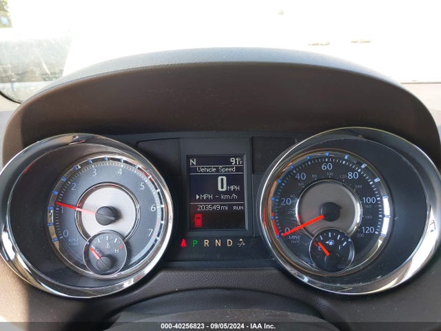 2C4RC1GG5FR627797 Chrysler Town & Country Limited Platinum