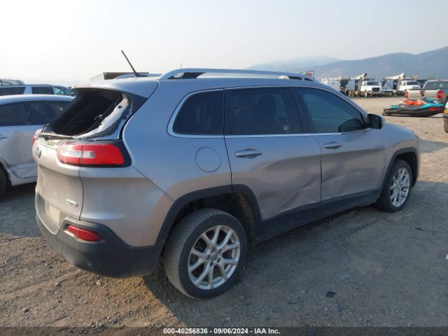 1C4PJLCB9JD604764 Jeep Cherokee Latitude Fwd
