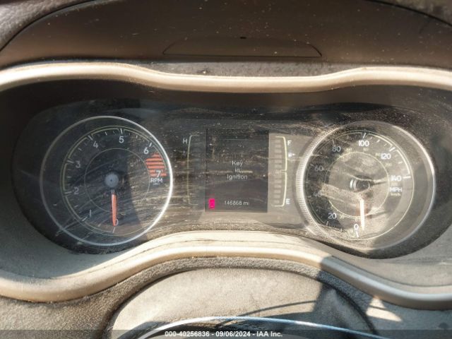1C4PJLCB9JD604764 Jeep Cherokee Latitude Fwd