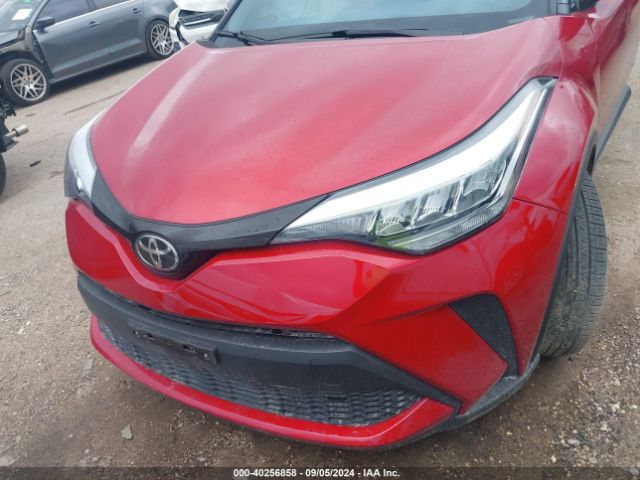 JTNKHMBX8L1066440 Toyota C-HR XLE