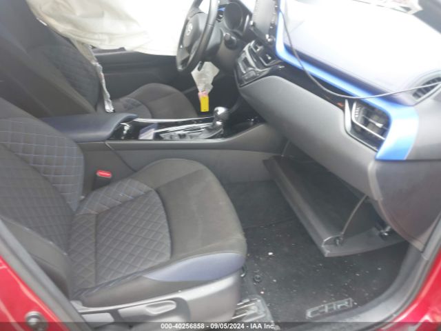 JTNKHMBX8L1066440 Toyota C-HR XLE