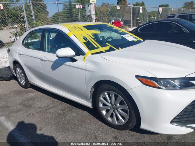 Toyota CAMRY LE 2019 4T1B11HK8KU705282 Image 13