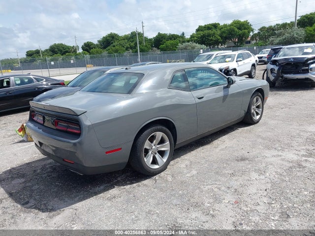 Dodge Challenger Sxt 2018 2C3CDZAG1JH315960 Image 4