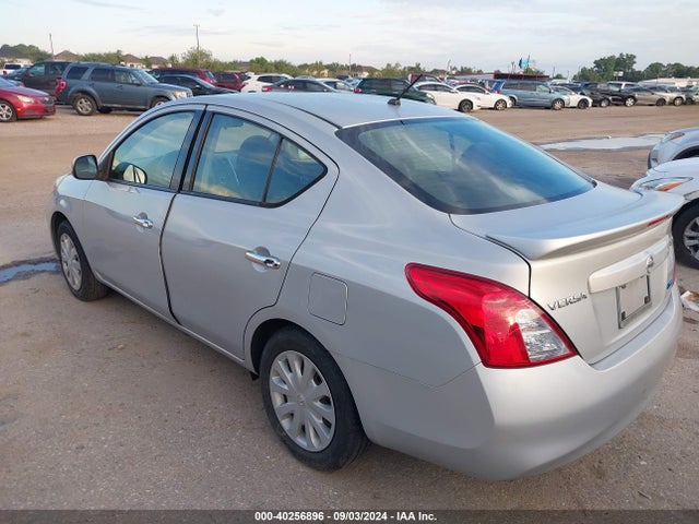Nissan Versa 1.6 Sv 2014 3N1CN7AP2EK447760 Image 3