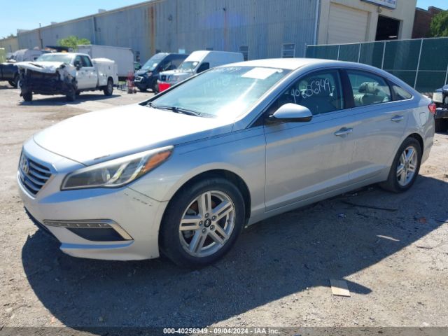Hyundai SONATA SE 2015 5NPE24AF5FH016698 Image 2