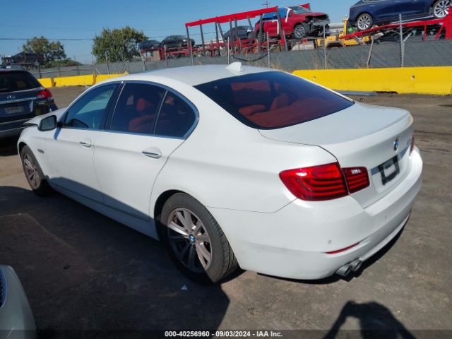 WBA5A5C51FD524067 BMW 528I