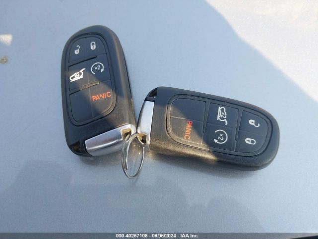 1C4PJMCSXFW750673 Jeep Cherokee Latitude Altitude
