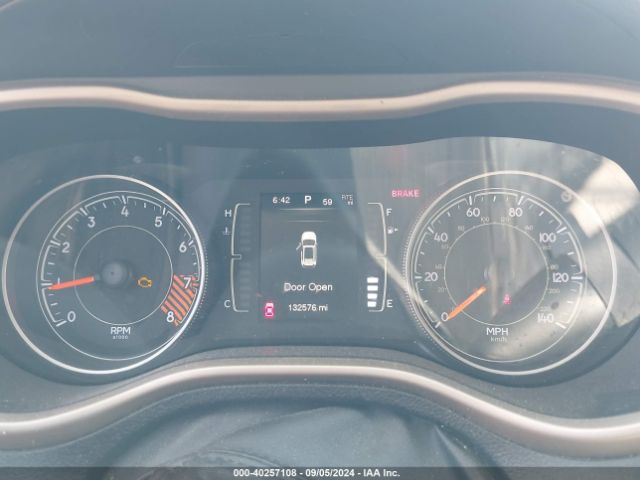 1C4PJMCSXFW750673 Jeep Cherokee Latitude Altitude