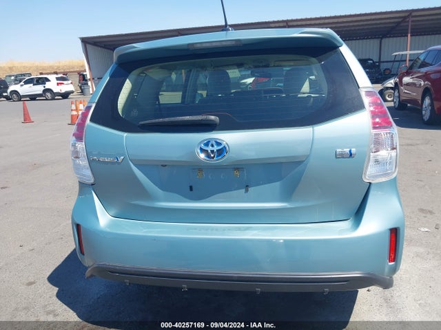 Toyota Prius V Four 2017 JTDZN3EUXHJ063988 Image 17