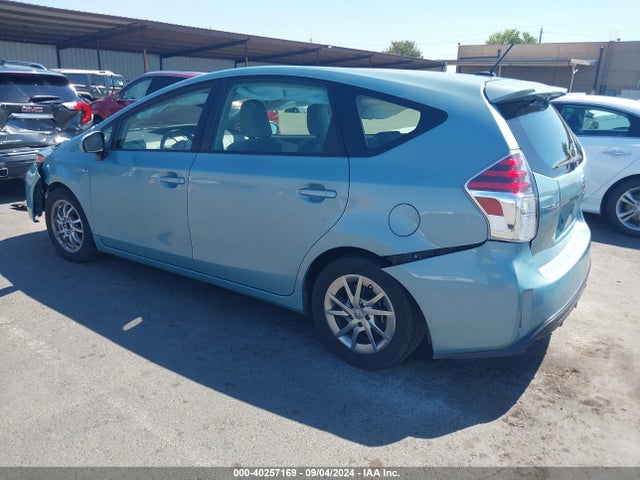 Toyota Prius V Four 2017 JTDZN3EUXHJ063988 Image 3