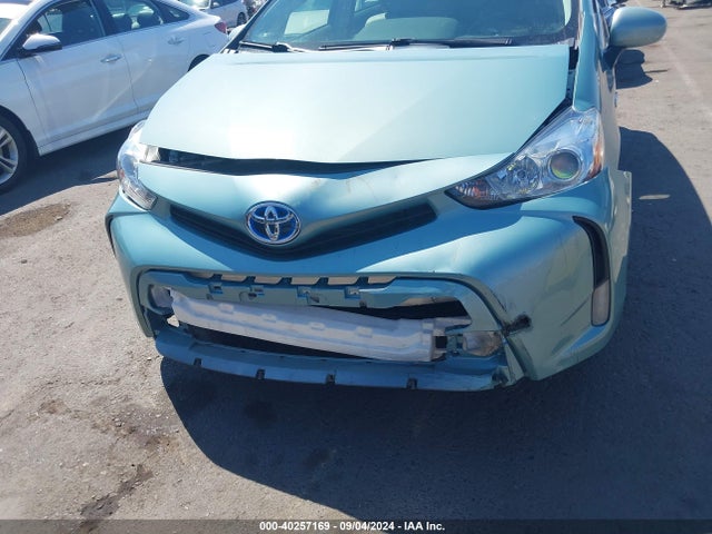 Toyota Prius V Four 2017 JTDZN3EUXHJ063988 Image 6