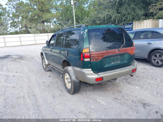 2001 MITSUBISHI MONTERO SPORT JA4LS31H41P029386 Photo 2