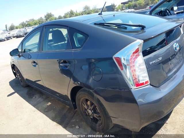 Toyota Prius Two 2015 JTDKN3DU5F0435307 Image 14