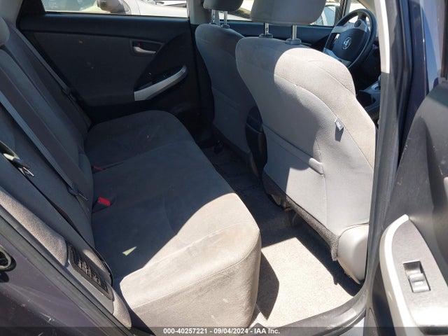Toyota Prius Two 2015 JTDKN3DU5F0435307 Image 8