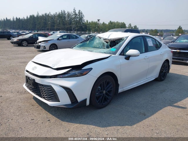 Toyota CAMRY SE 2025 4T1DAACK8SU013765 Image 2
