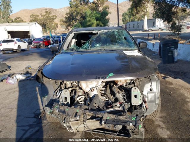3C4NJCBB8KT843999 Jeep Compass Altitude Fwd