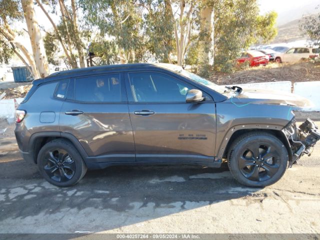 3C4NJCBB8KT843999 Jeep Compass Altitude Fwd