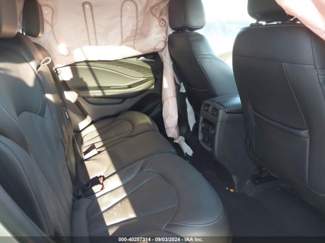 LRBFXDSA7HD101638 Buick Envision Essence