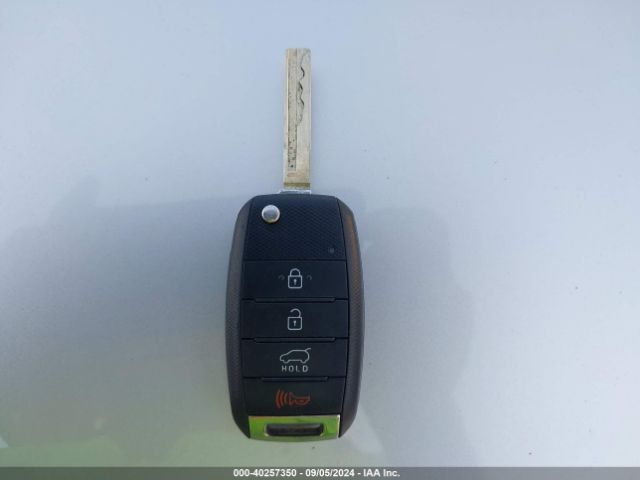 5XYPGDA58GG157386 KIA Sorento 3.3l Lx