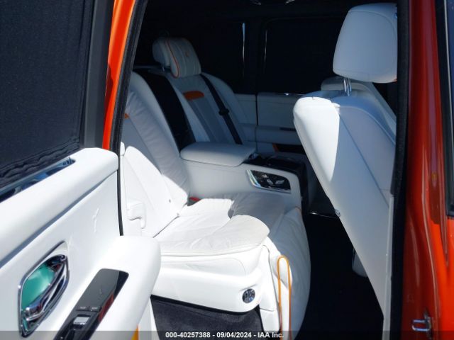 SLATV8C06NU211705 Rolls-Royce Cullinan